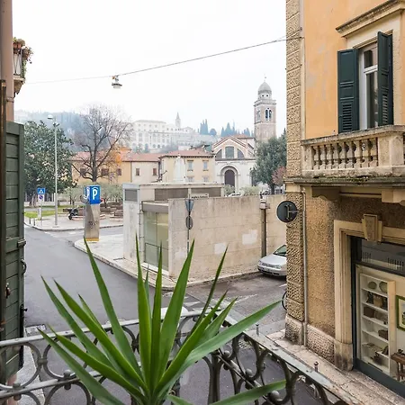 Isolo Holiday Apartment Апартаменты Верона