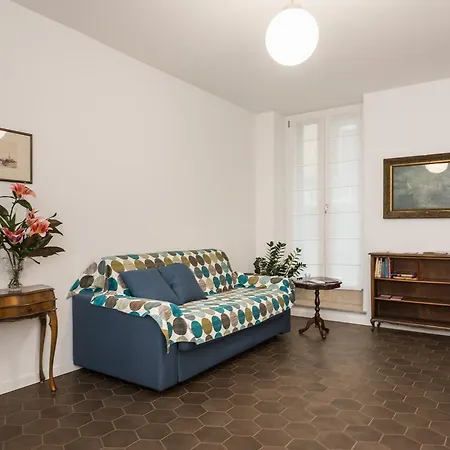 アパート Isolo Holiday Apartment *