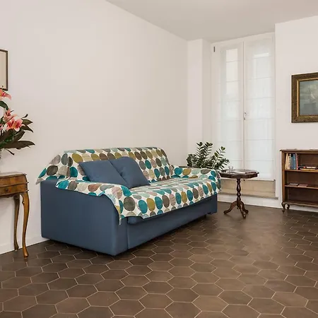 Isolo Holiday Apartment Verona
