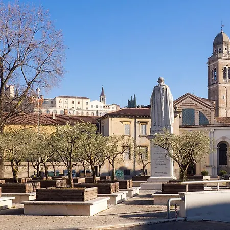 Isolo Holiday Apartment Apartment Verona