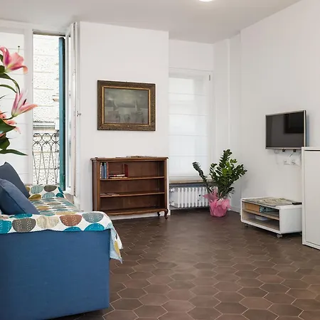 Apartment Isolo Holiday Apartment