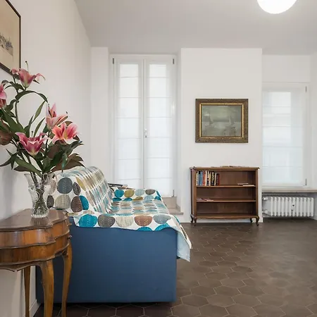 Isolo Holiday Apartment Apartment *